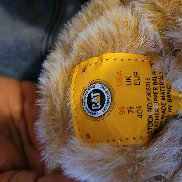 Boots - Picture 5 of 5